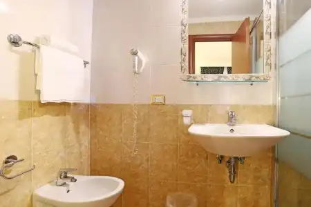 Adorasuite B&B - 10
