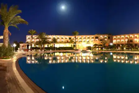 Le Soleil Bella Vista Resort - 15
