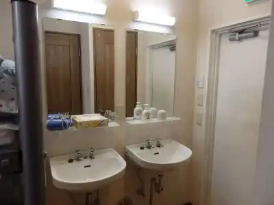 Backpacker's Mini House - Hostel - 7