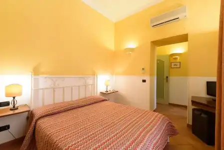 The Lux Napoli Mergellina - 30
