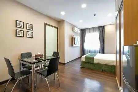 Emerald Central - 55