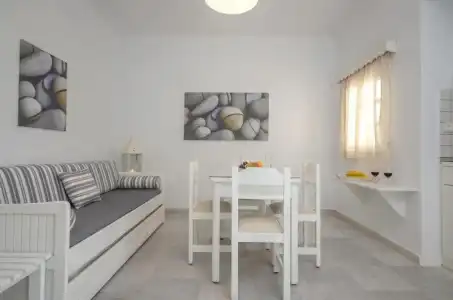 Birikos Studios & Apartments - 32