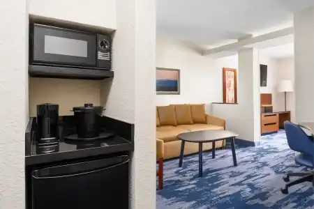 Fairfield Inn And Suites By Marriott Boca Raton - 41