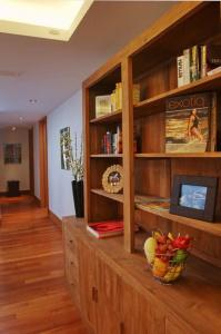 Pearl of Naithon - 9
