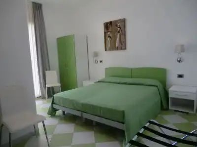 B&B Mediterraneo Mare e Sole - 40