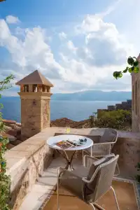 Moni Emvasis Luxury Suites - 27