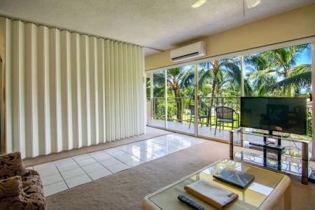 Waikiki Shore by OUTRIGGER - 57