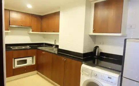 Omni Tower Sukhumvit Nana by Compass Hospitality - 35