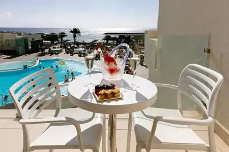 HD Beach Resort & SPA - 100