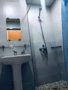 Premium Hostel - 8