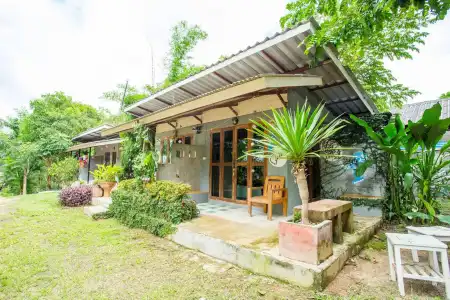 Baan Katisod - 13