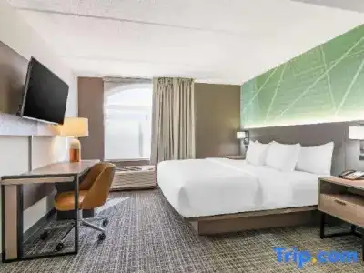 Comfort Inn & Suites Madison East Interstate I-90 - 47