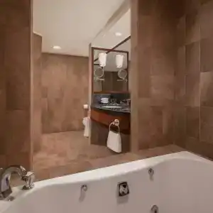 JW Marriott - 43