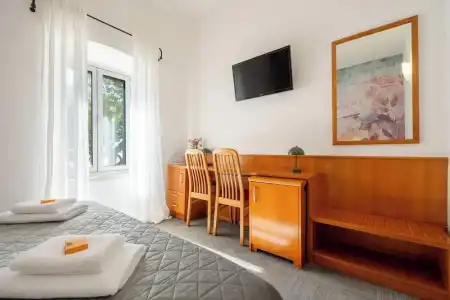 Newly Renovated Kastil - 28