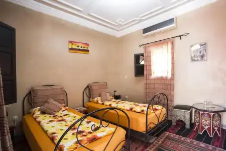 Riad Losra - 37