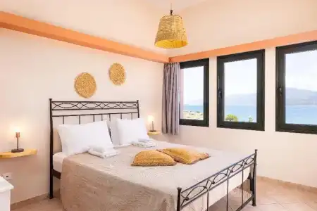Nisea Samos - 68