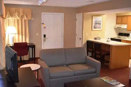 Hawthorn Extended Stay by Wyndham Wichita - 86