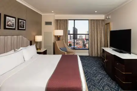 The Higgins New Orleans, Curio Collection by Hilton - 5
