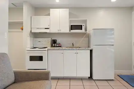 Oasis Inn - 24