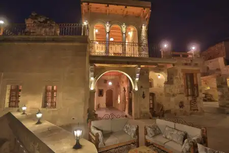 Abu Hayat Cave Suites - 0