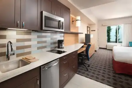 TownePlace Suites by Marriott San Diego Downtown - 65