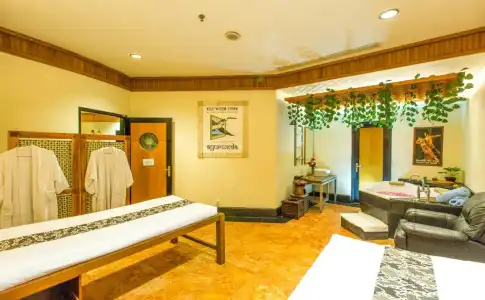 Sunlake Waterfront Resort and Convention - 4
