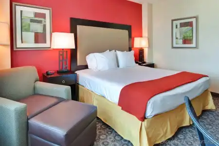 Holiday Inn Express Los Angeles Airport by IHG - 4