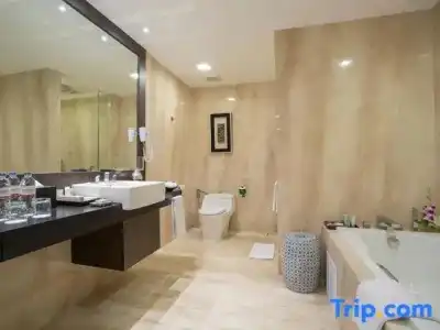 Eastparc Yogyakarta - 54