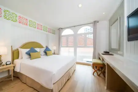 La Petite Salil Sukhumvit 8 - 31