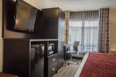 Comfort Inn Leamington - 45