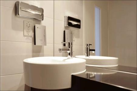 Holiday Inn Express Birmingham - Snow Hill by IHG - 8