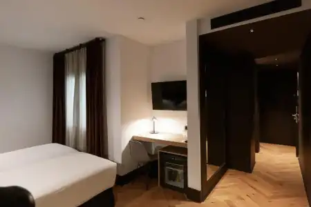 Alexandra Barcelona, Curio Collection by Hilton - 61