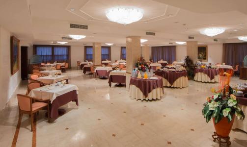 Best Western Globus City - 27