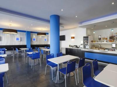 Ibis Budget Málaga Centro - 18
