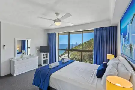 Gemini Court Holiday Apartments - 345