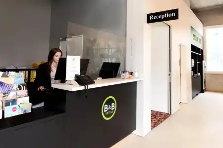 B&B Basel - 1