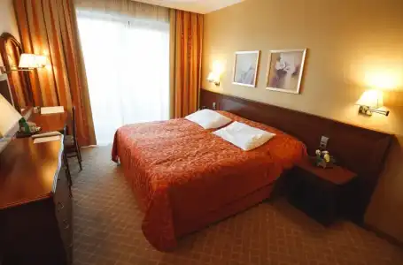 Residence & Club - 37