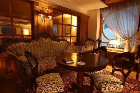 Alpen Suite - 1