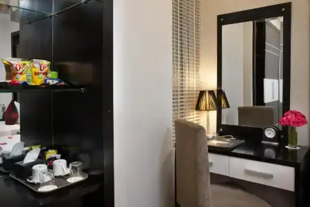 The Silk Boutique & Spa - 26