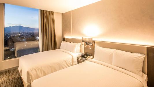 Four Points by Sheraton - 3