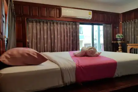 PoonSook Resident - 34