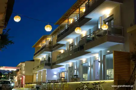Grand TheoNi Boutique & Spa - 32