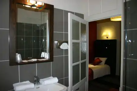 Hôtel Bellevue - 9