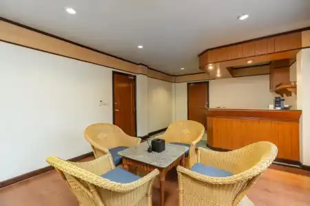 Botany Beach Resort Pattaya - 91