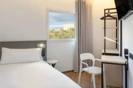 B&B Madrid Alcorcón - 22