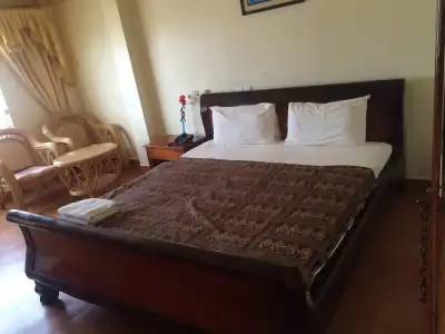 Lux Guesthouse - 24