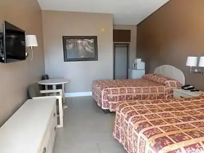 Sunset Inn - 46