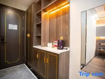 Hôtel de Neuville - Arc de Triomphe - 127