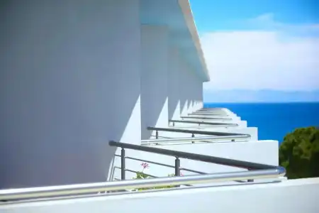 Blue Horizon - 92