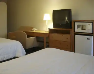 Rogue Valley Inn - 1